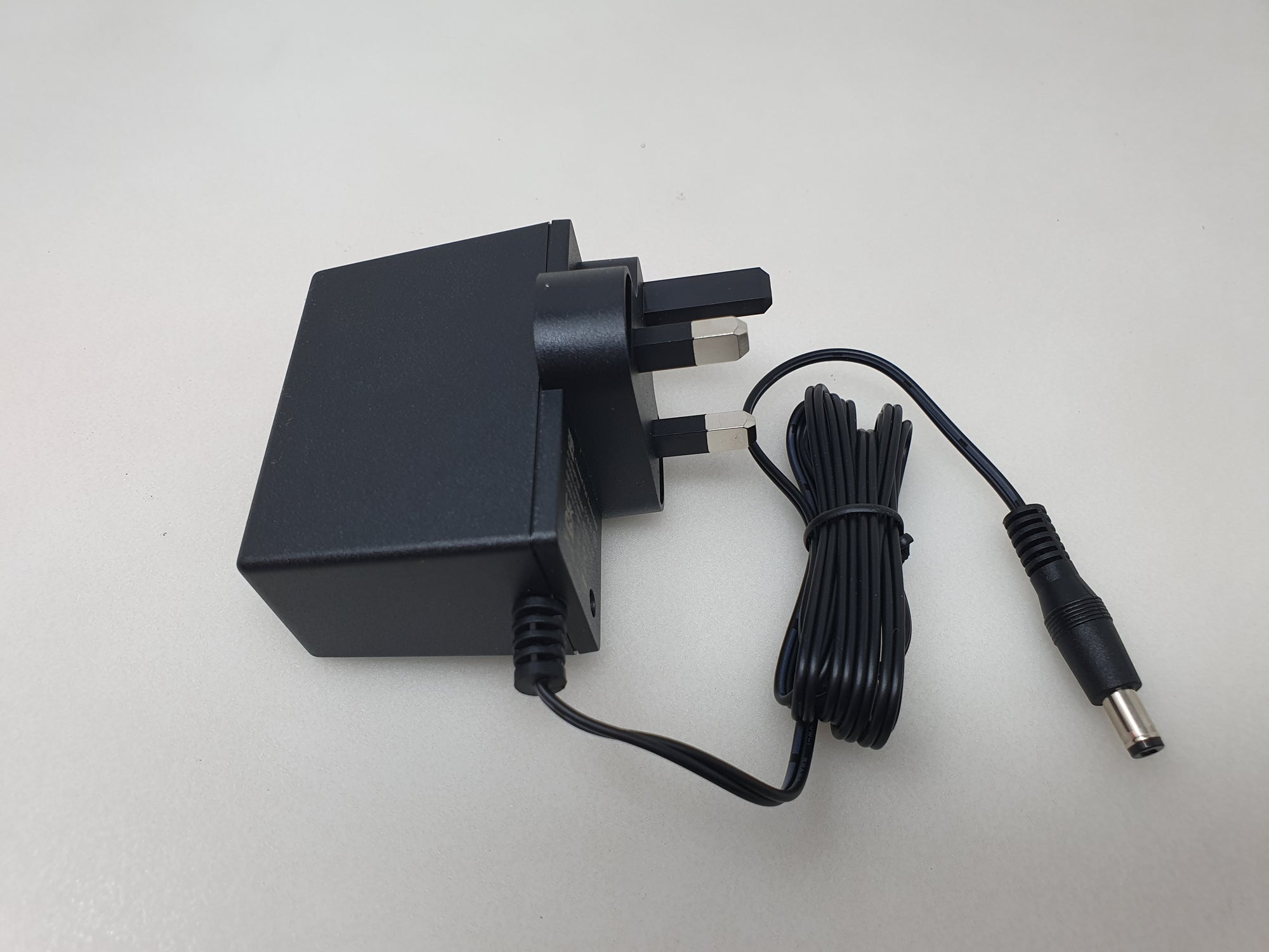 12V 3A Power Supply for Yamaha, Arturia & Behringer — 5.5×2.1mm Centre-Positive UK Adapter | GumTek GT2060
