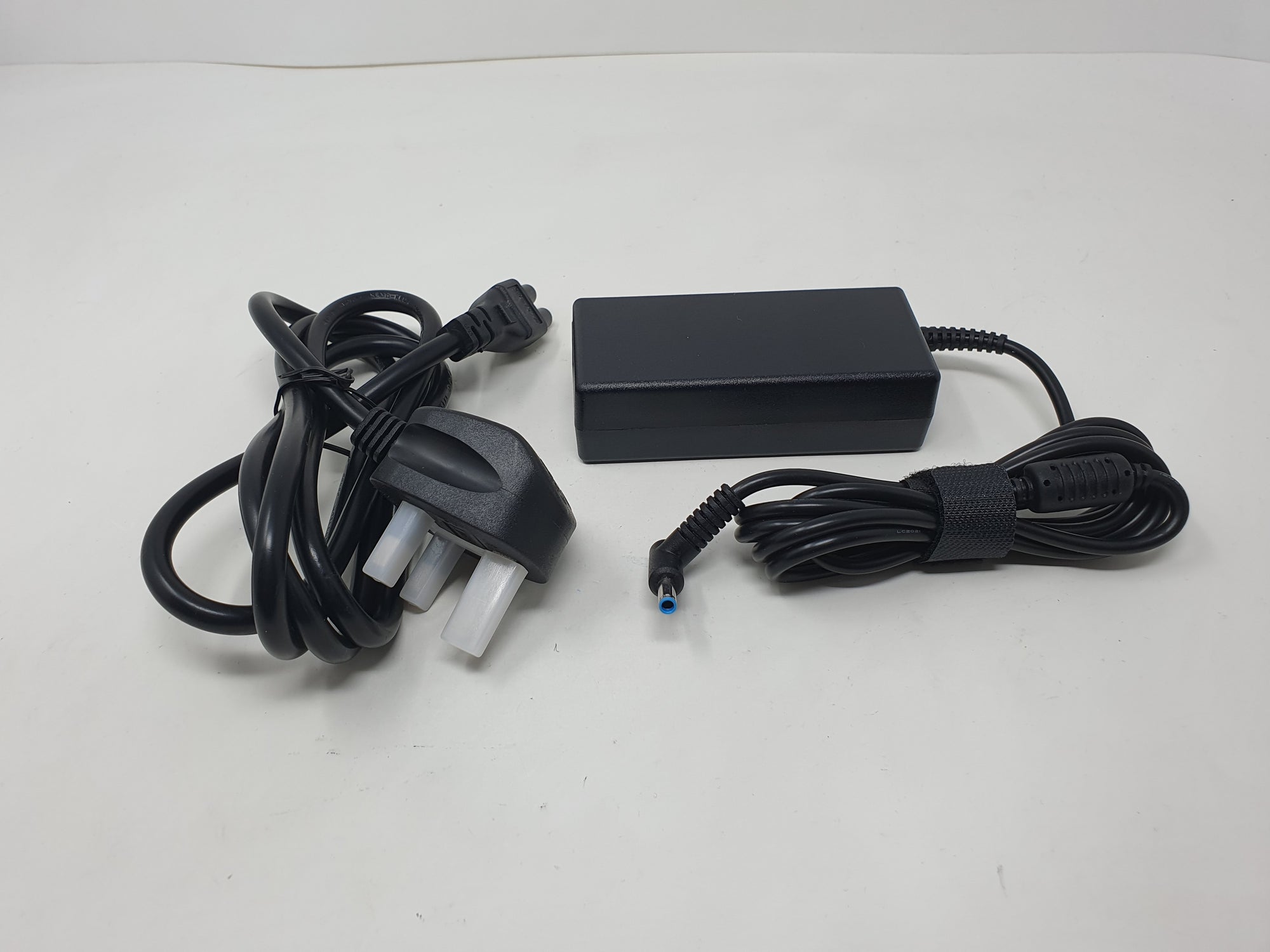 HP Laptop Charger Power Adaptor 19.5v 3.3a