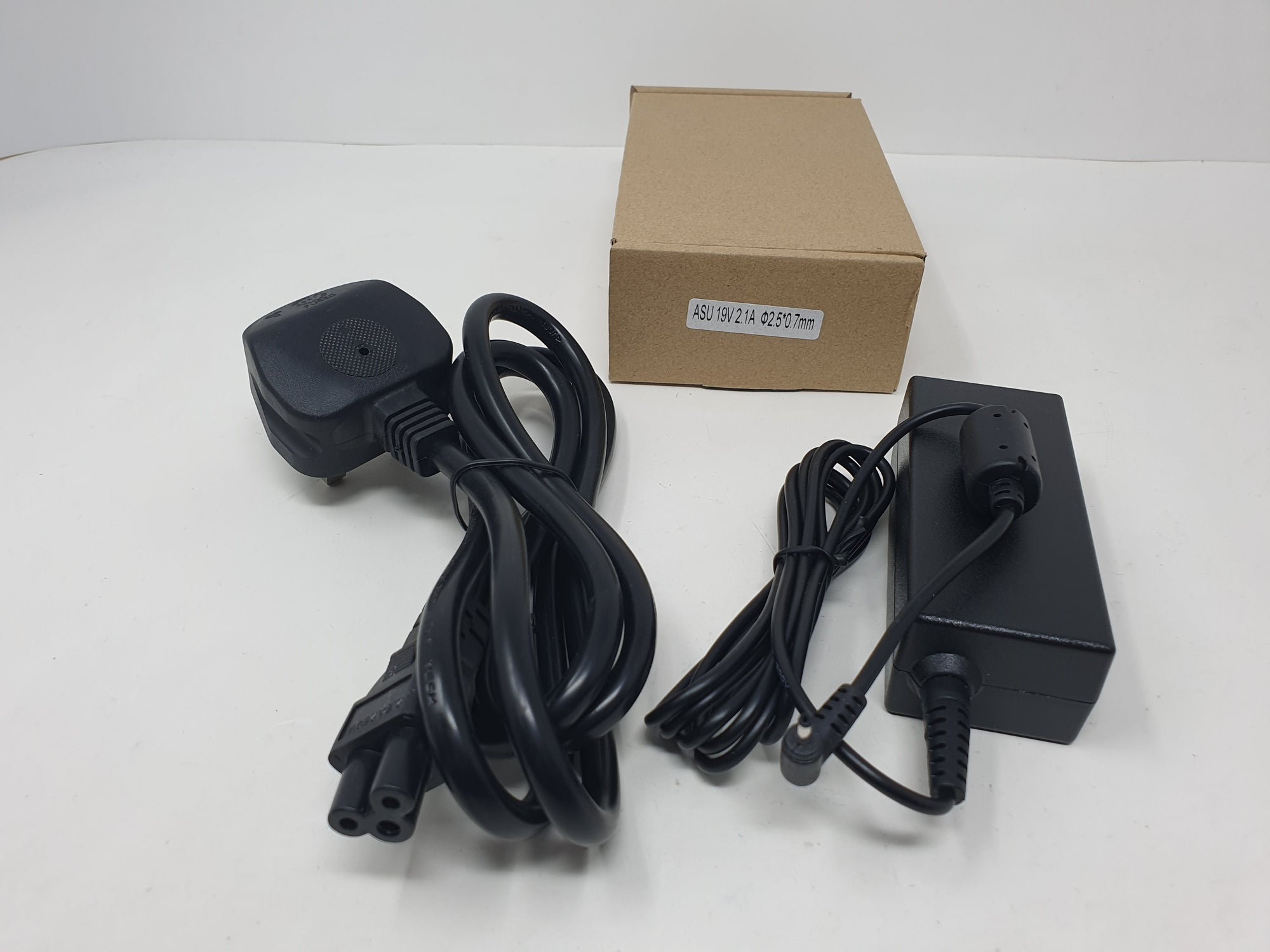 ASUS Laptop Charger Power Supply Adapter 19V 2.1A