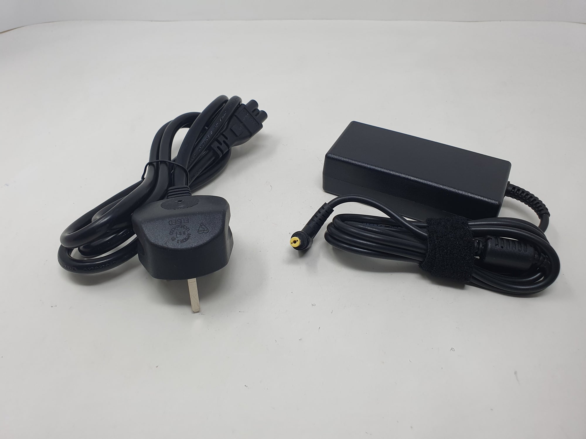 ACER Laptop Charger Power Supply Adapter 19V 3.42A 65W