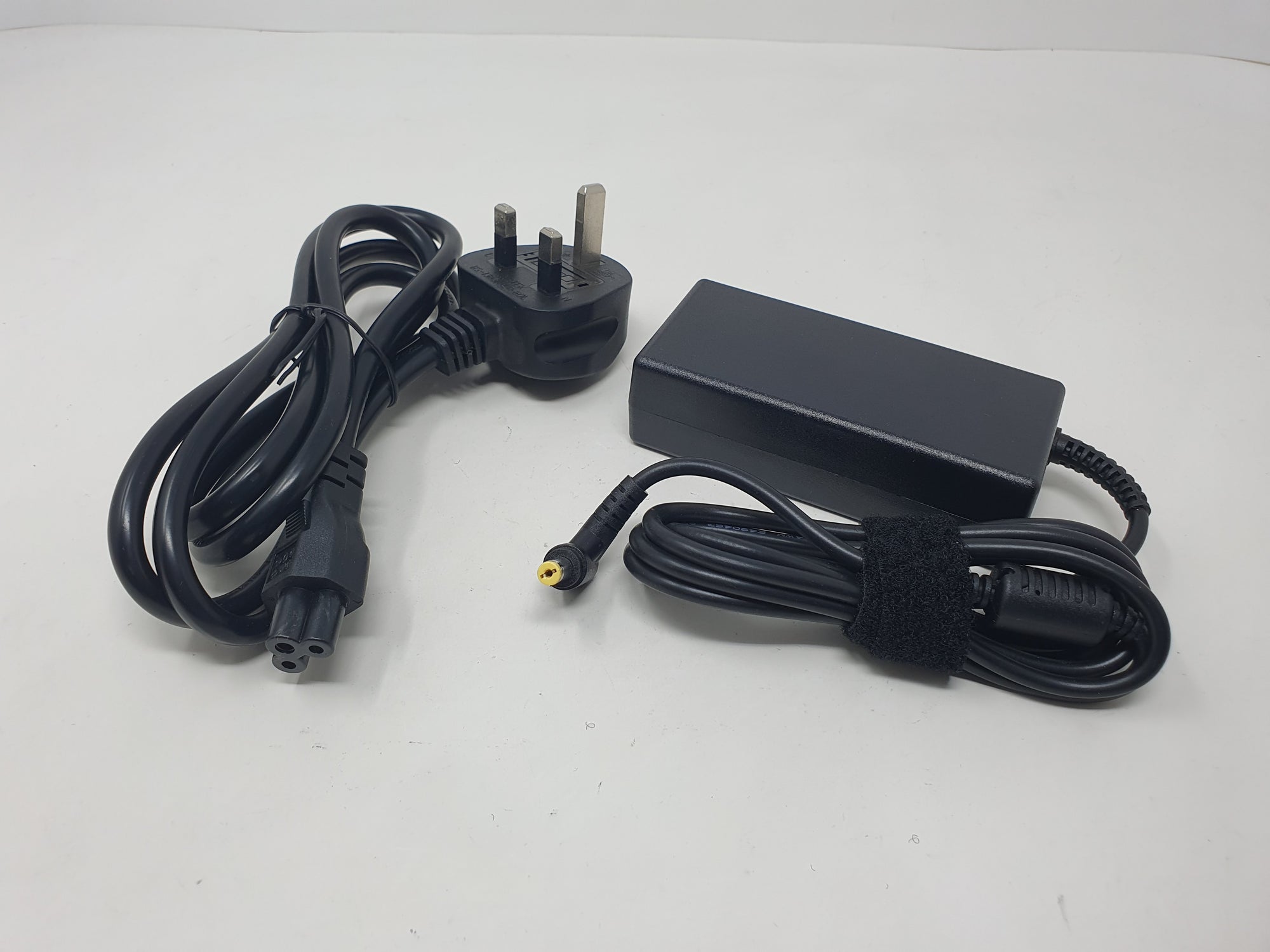 ACER Laptop Charger Power Supply Adapter 19V 3.42A 65W